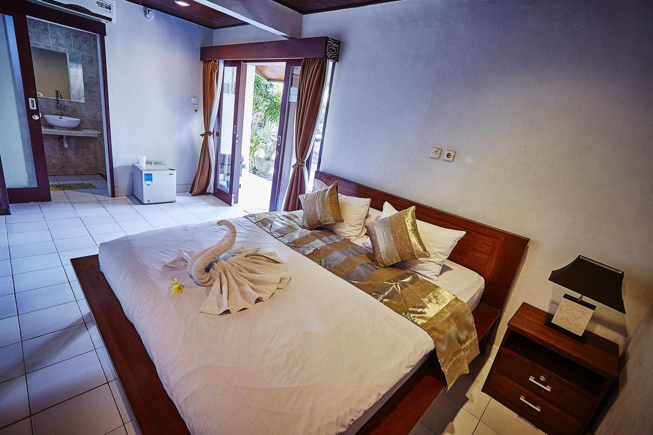 มัทรา บาหลี เกสท์เฮาส์ Hotel ชังกู ภายนอก รูปภาพ
